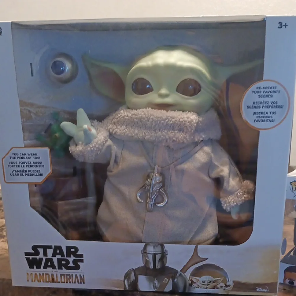 Star Wars Mandalorian Grogu Plush with Cream and Gray Outfit - Picture 1 of 5